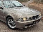 BMW 5-serie 520i Special Edition ~ Leder ~ Memory ~ NAP ~, Achterwielaandrijving, Gebruikt, Beige, Bedrijf