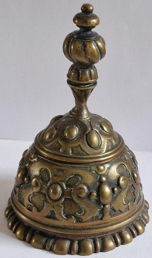 Neo Renaissance tafelbel circa 1880, Ophalen of Verzenden