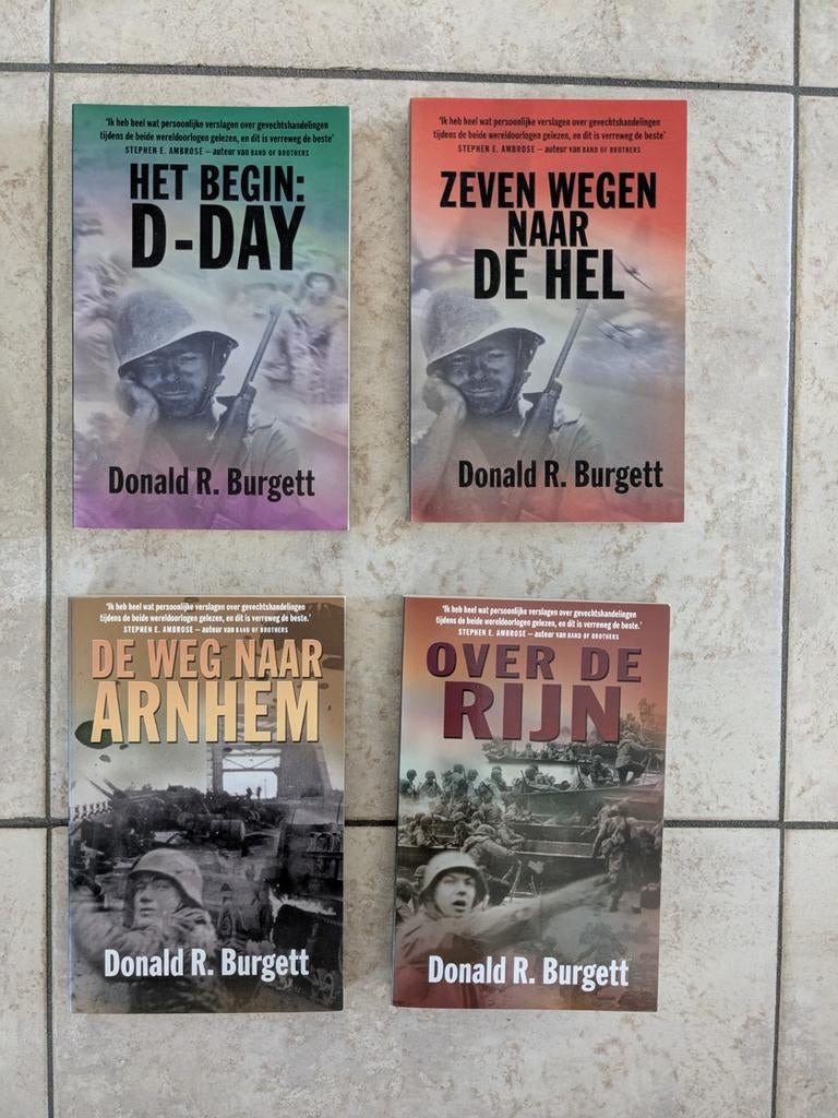 4 delige serie van Donald R. Burgett, Boeken, Ophalen of Verzenden, Zo goed als nieuw