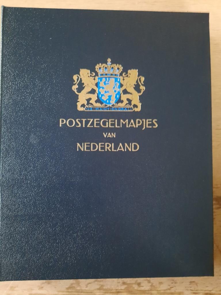 Davo album deel 1 postzegelmapjes Nederland 1982, Postzegels en Munten, Ophalen of Verzenden