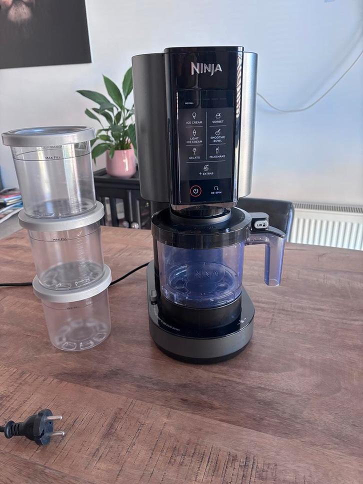 Ninja Creami IJsmachine - Maak zelf ijs, sorbet en meer!, Witgoed en Apparatuur, Keukenmixers, Zo goed als nieuw, Minder dan 1 liter