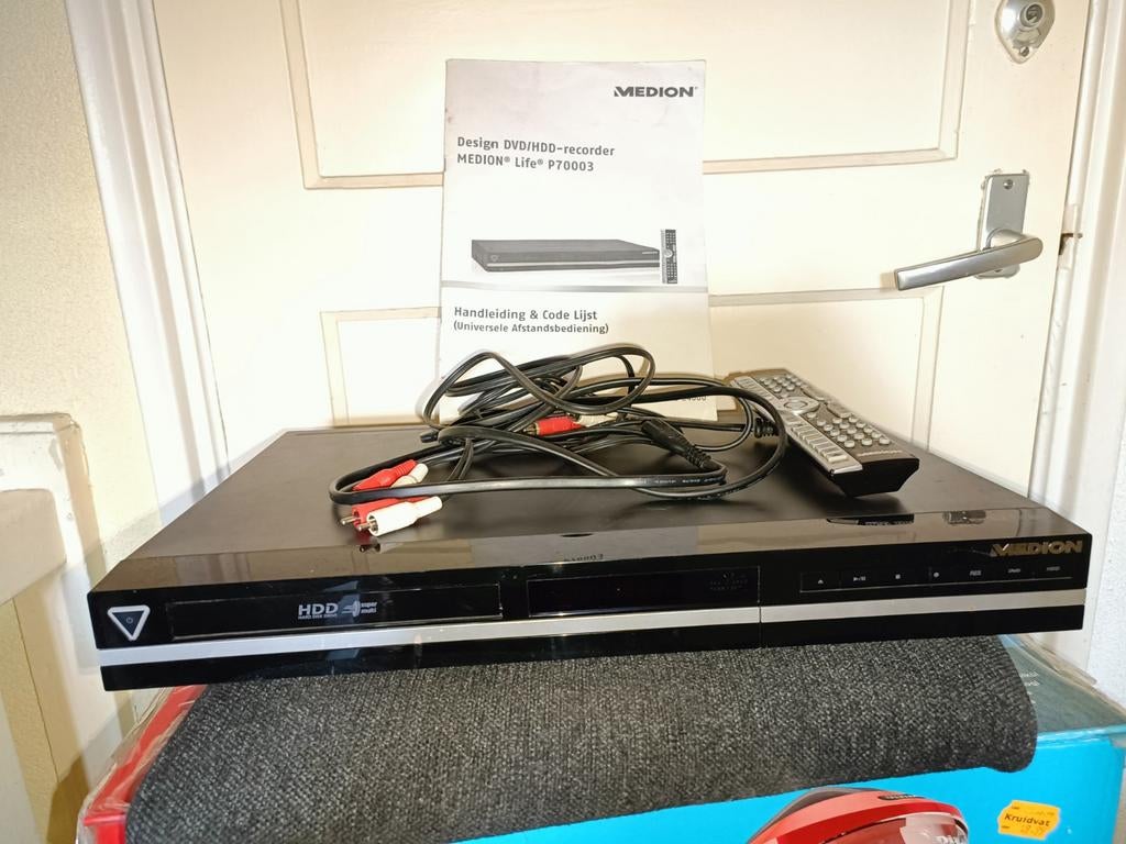 Medion Life P70003 DVD/HDD-recorder met afstandsbediening, Ophalen, Gebruikt, Harddiskrecorder, Met dvd-recorder