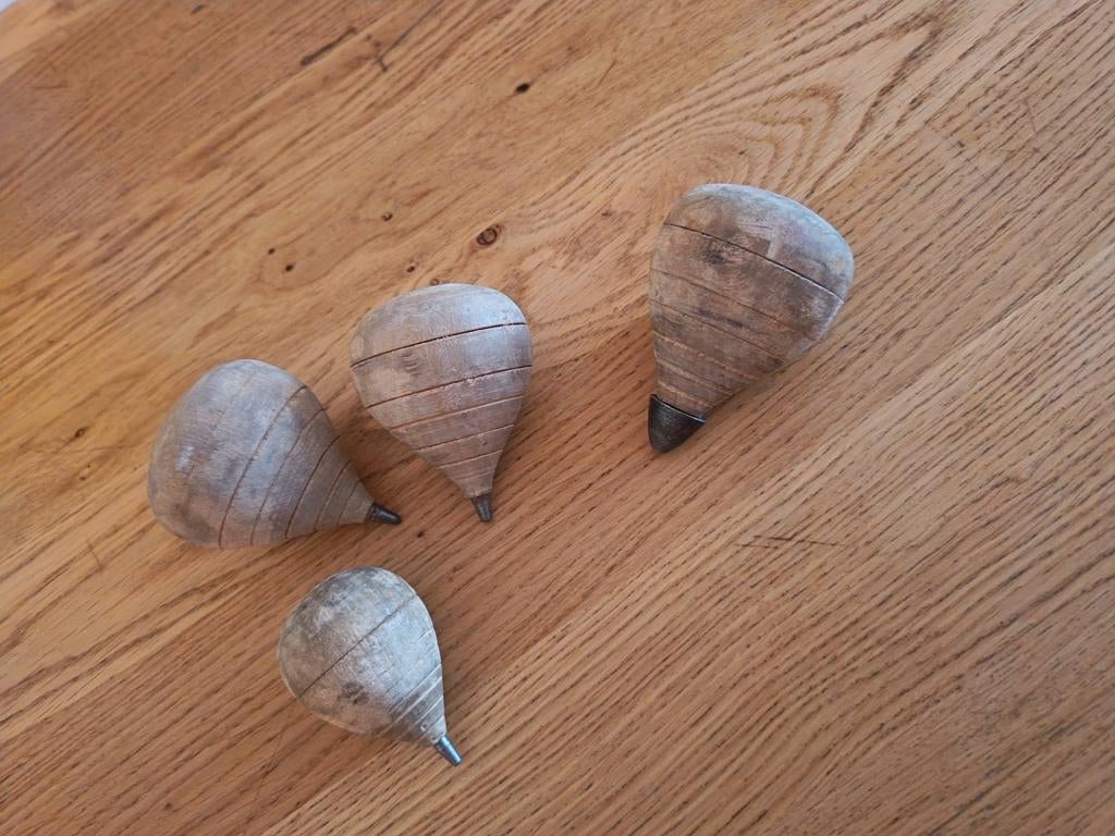 Set van 4 vintage houten tollen, Ophalen of Verzenden