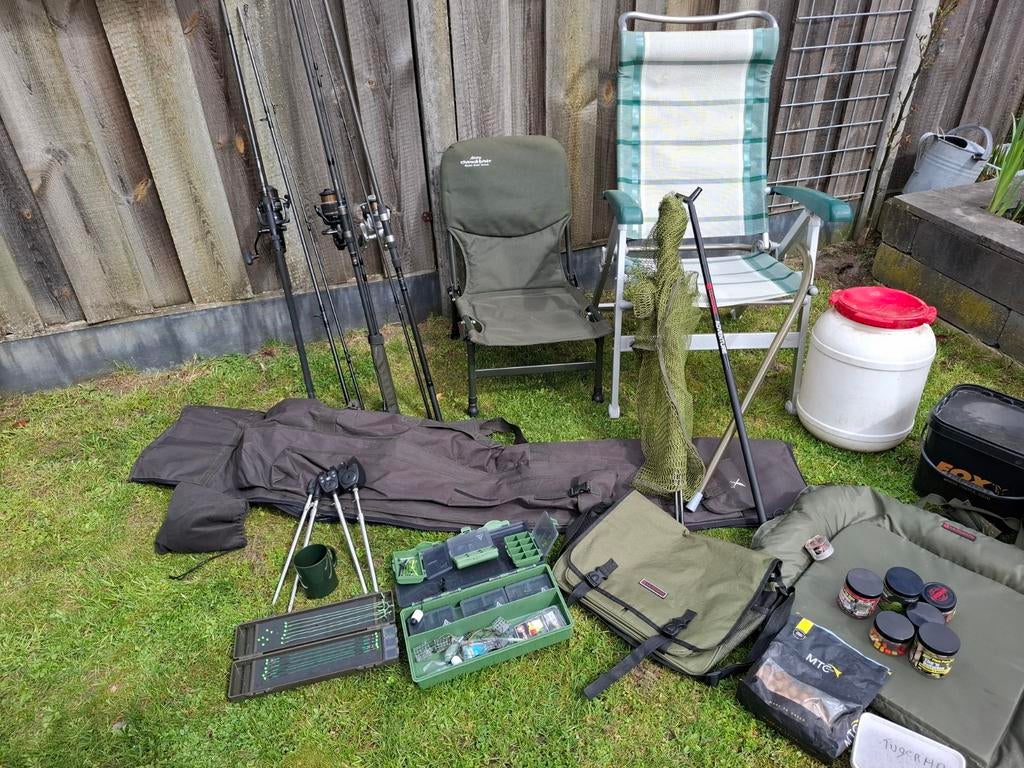 Hele nette uitgebreide karperset, Watersport en Boten, Hengelsport | Karpervissen, Ophalen, Zo goed als nieuw, Complete set