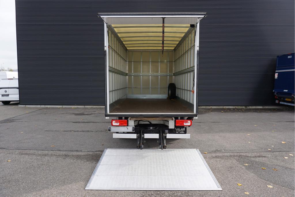 Volkswagen Crafter 50 177 PK Bakwagen Laadklep 750 KG Dubbel, Gebruikt, 4 cilinders, Volkswagen, Origineel Nederlands