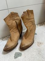 Stoere leren laarsjes. Via vai, Kleding | Dames, Beige, Lage of Enkellaarzen, Ophalen of Verzenden, Gedragen