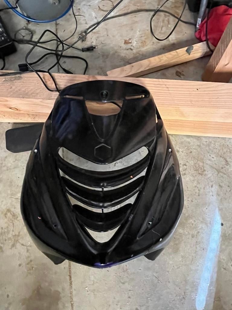 Voor kap piaggio zip ( opknapper ), Fietsen en Brommers, Scooters | Piaggio, Ophalen of Verzenden, Zo goed als nieuw, Benzine