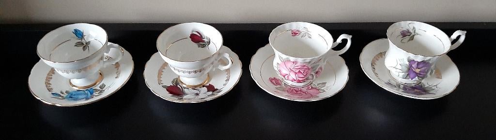 HAMILTON, 4 mooie Engelse kop en schotels, Antiek en Kunst, Antiek | Servies los, Ophalen of Verzenden