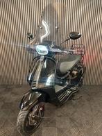 VESPA SPRINT 4T 3V BROM 2018 FULL OPTION GLANS ZWART, Fietsen en Brommers, Scooters | Vespa, Overige modellen, Maximaal 45 km/u