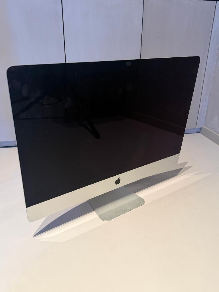 Apple Mac desktop +/- 2011, Ophalen, Gebruikt, IMac, Onbekend