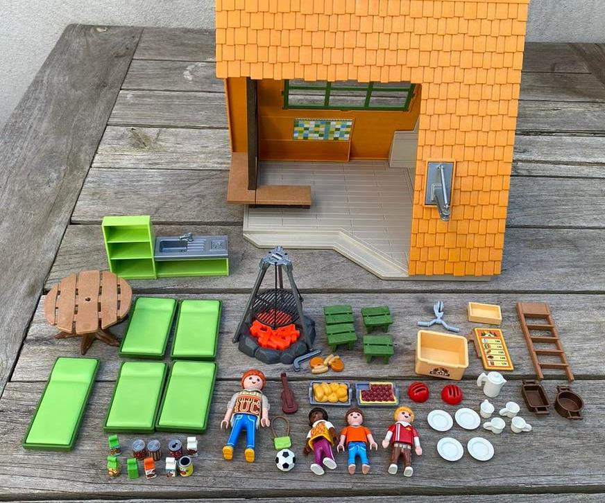 Playmobil 6887 camping house, Ophalen of Verzenden, Zo goed als nieuw