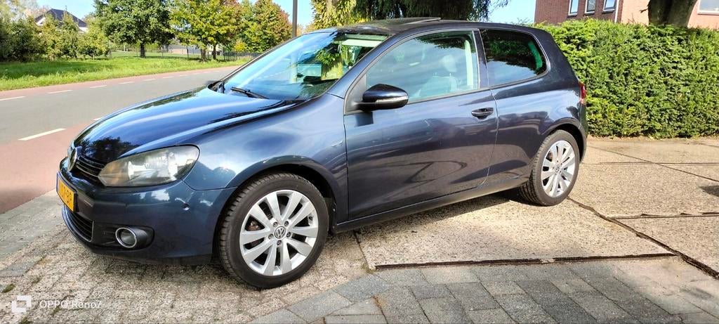 Volkswagen Golf 1.2 TSI DSG Schuifdak Navi, 1160 kg, Stof, Zwart, 4 cilinders