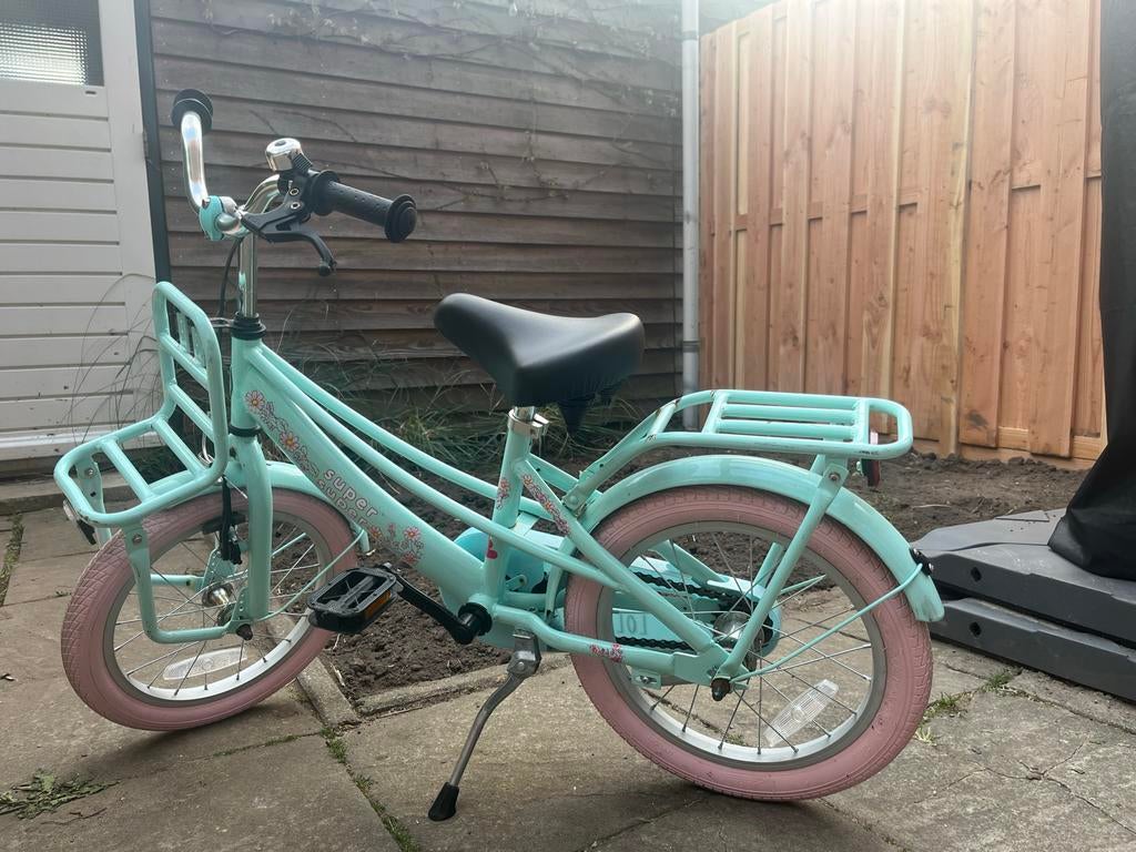 Kinderfiets 16 inch - Mintgroen met roze accenten, Ophalen, Gebruikt, Terugtraprem, 16 tot 20 inch
