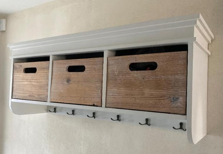 Witte kapstok met houten lades, Huis en Inrichting, Woonaccessoires | Kapstokken, Zo goed als nieuw, Minder dan 100 cm, Hout, Ophalen