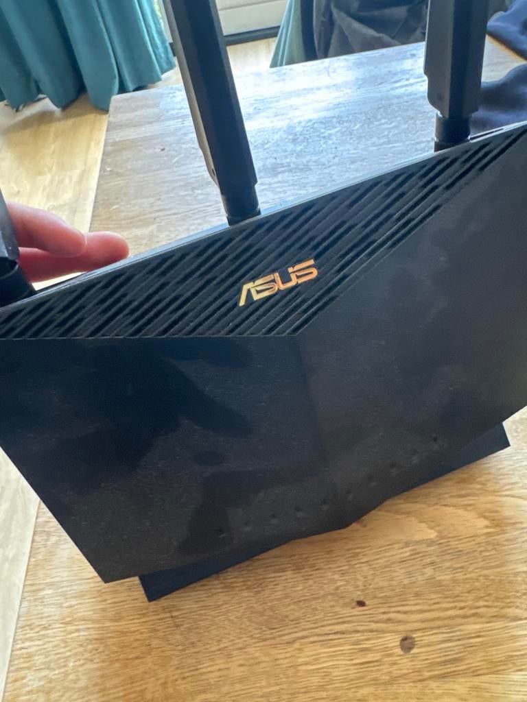 ASUS RT-AX88U AX6000 Dual Band Gigabit Router, Verzenden, Zo goed als nieuw, Router