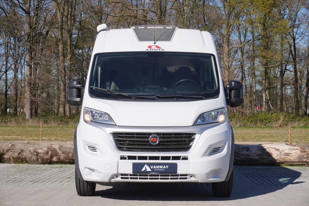 Adria TWIN 640 SL 130pk Cruise Control Trekhaak Standkachel, Caravans en Kamperen, Koelkast, 7 tot 8 meter, Bedrijf, Adria