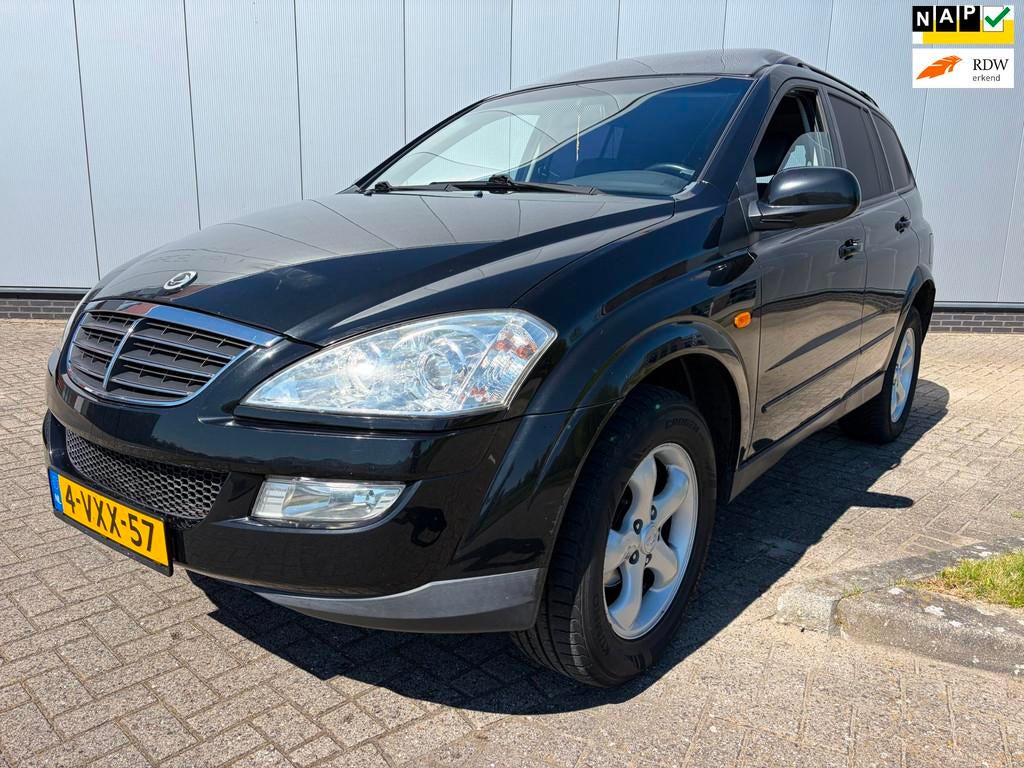 SsangYong Kyron M 200 Xdi Dynamic, Gebruikt, Zwart, 4 cilinders, Bedrijf