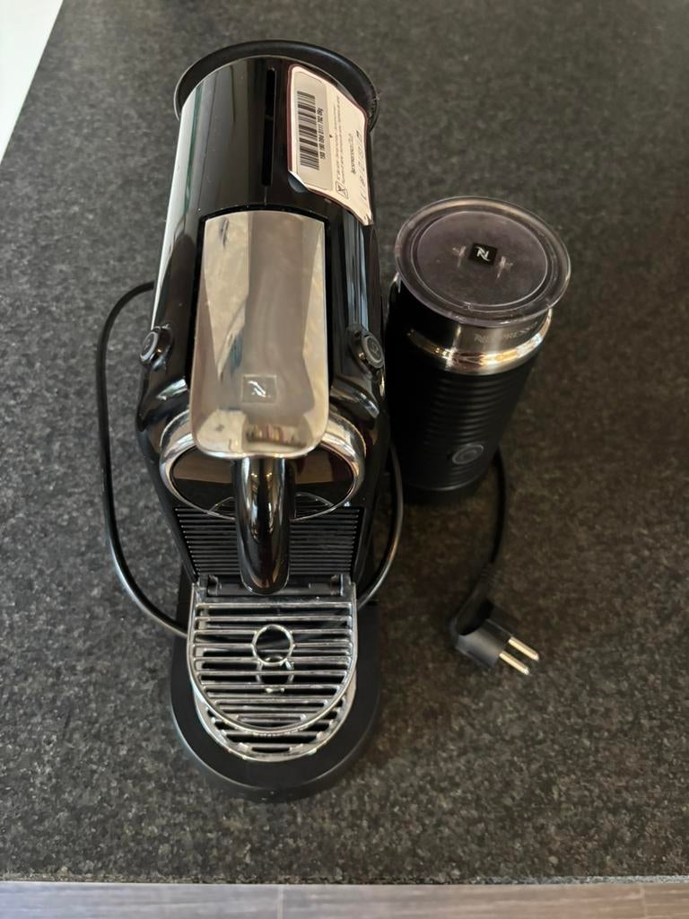 Nespresso citiz & milk. Gebruikt!, Witgoed en Apparatuur, Koffiezetapparaten, Ophalen of Verzenden, Gebruikt, Espresso apparaat
