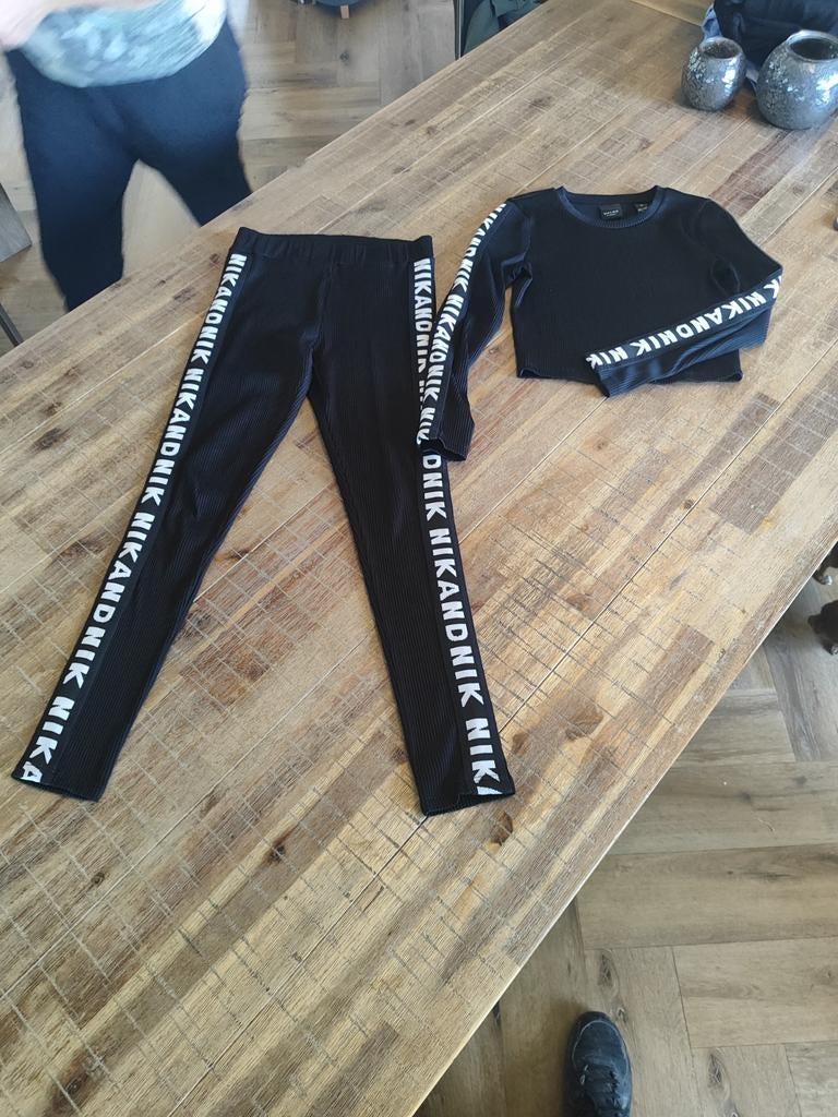 Nik en nik set 140, Ophalen of Verzenden, Zo goed als nieuw, Meisje