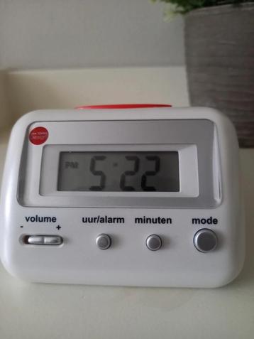 Low Vision Design Nederlandssprekende klok | wekker, wit beschikbaar voor biedingen