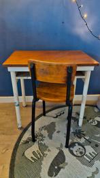 Vintage Kinderbureau - Charmant & Uniek!, Huis en Inrichting, Bureaus, Ophalen, Gebruikt, Bureau