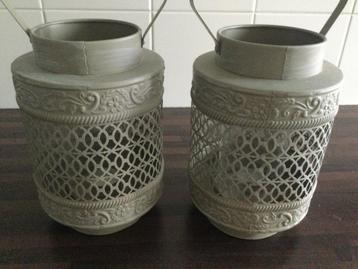 Lantaarns beschikbaar voor biedingen