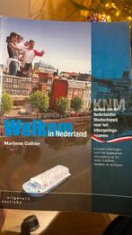 KNM boek voor inburgeringsexamen, Ophalen of Verzenden, Zo goed als nieuw, Niet van toepassing