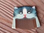 Mooi Zeldzaam Vintage Klein Houten Kammetje Kat Poes China, Antiek en Kunst, Verzenden