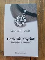 Het kruislabyrint., Ophalen of Verzenden, Zo goed als nieuw
