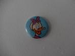 * Button Katrien Duck uit de jaren 80 *, Verzamelen, Speldjes, Pins en Buttons, Figuurtje, Gebruikt, Ophalen of Verzenden, Button