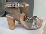 Leren zomerschoen met hak Sacha.  Maat 39, Beige, Ophalen of Verzenden, Zo goed als nieuw, Schoenen met hoge hakken