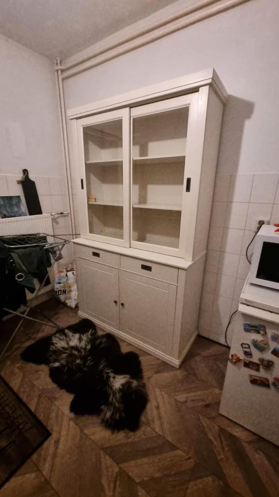 Mooie buffetkast met glazen schuifdeuren, Huis en Inrichting, Kasten | Vitrinekasten, Gebruikt, 150 tot 200 cm, 100 tot 150 cm