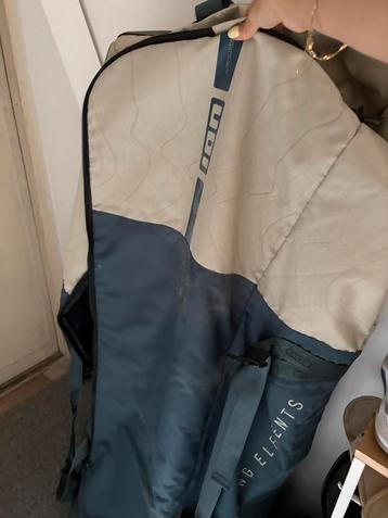Ion Kitebag for travel 140x 43cm beschikbaar voor biedingen