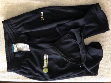 Jako Joggingbroek/Trainingsbroek Maat 128 (FC VVC) beschikbaar voor biedingen