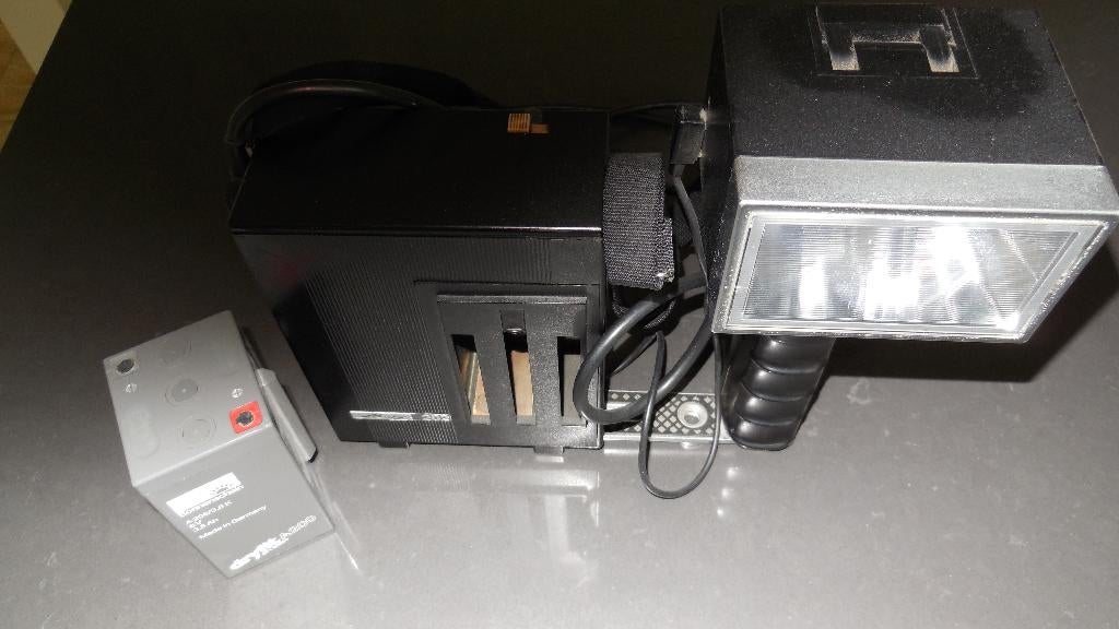 fotografie, Ophalen of Verzenden, Gebruikt, Lamp of Flitsset