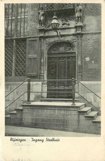 (300-123-045) Nijmegen Ingang Stadhuis beschikbaar voor biedingen