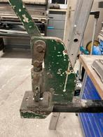 Handbediende ponsmachine, Antiek en Kunst, Antiek | Gereedschap en Instrumenten, Ophalen