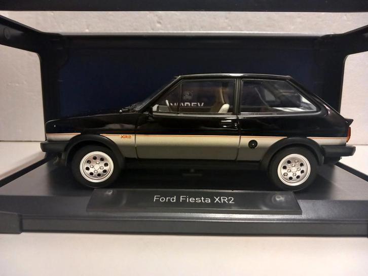 Ford Fiesta XR 2 black Norev 1:18 KRD, Hobby en Vrije tijd, Modelauto's | 1:18, Zo goed als nieuw, Auto, Norev, Ophalen of Verzenden