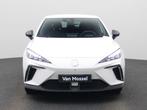MG MG4 64 kWh Luxury | Navigatie | Parkeersensoren & Camera, Automaat, Gebruikt, 1675 kg, Wit