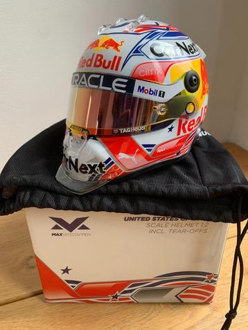 Max Verstappen schaalmodel 1:2 helm Austin 2022 beschikbaar voor biedingen