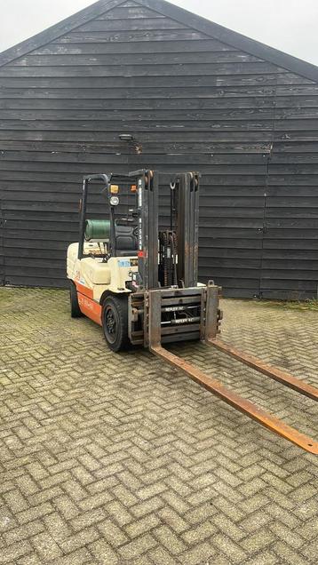 Nissan LPG Heftruck 3000kg beschikbaar voor biedingen