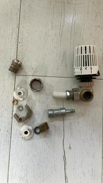 Thermostaat voor radiator beschikbaar voor biedingen