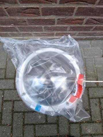 Lichtkoepel nieuw dubbelwandig beschikbaar voor biedingen