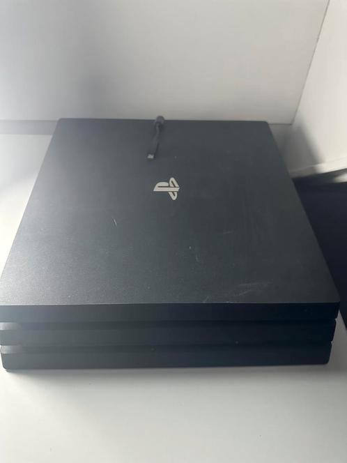 PS4 Pro 1TB +  1 controller + 9 spellen + evt. Astro A50, Spelcomputers en Games, Spelcomputers | Sony PlayStation 4, Zo goed als nieuw