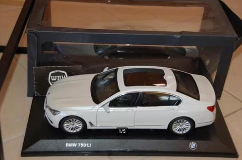 1:18 BMW 750 LI mineral white Paragon dealer edition WRH, Hobby en Vrije tijd, Modelauto's | 1:18, Zo goed als nieuw, Auto, MiniChamps