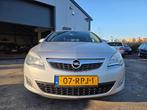 Opel Astra Sports Tourer 1.4 Turbo Cosmo PDC | Navi | Leer, Voorwielaandrijving, Euro 5, Gebruikt, Zwart