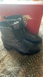 Mustang laarsjes/ boots maat 43 zgan, Ophalen of Verzenden, Zo goed als nieuw, Grijs