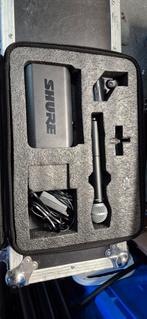 Shure BLX4 K3E Draadloze Microfoon, Ophalen, Zo goed als nieuw, Zangmicrofoon, Draadloos