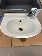 Fontein Villeroy Boch met grohe kraan - 2 stuks, Ophalen, Zo goed als nieuw, Minder dan 100 cm, Wasbak of Wastafel