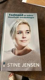 Stine Jensen - Faalmoed en andere filosofische overdenkingen, Boeken, Essays, Columns en Interviews, Ophalen of Verzenden, Zo goed als nieuw